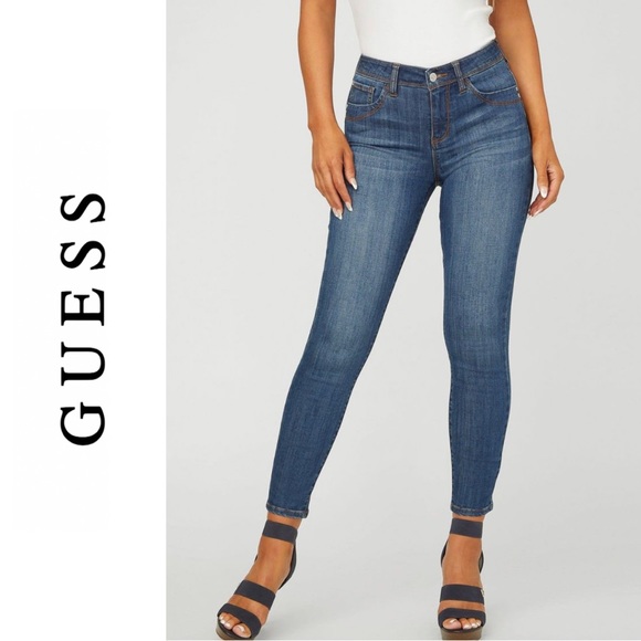 Guess Denim - Guess Jeans Beyla Fit Curvy Mid Rise Skinny
Jeans Blue Denim Size 32